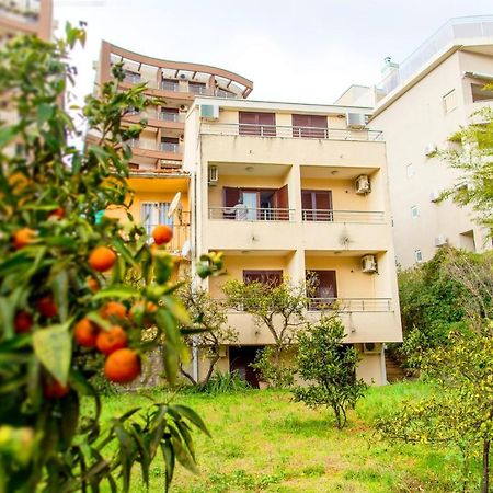 Guest House Mandarina Μπούντβα Εξωτερικό φωτογραφία
