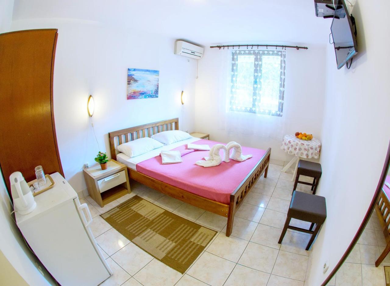 Guest House Mandarina Μπούντβα Εξωτερικό φωτογραφία