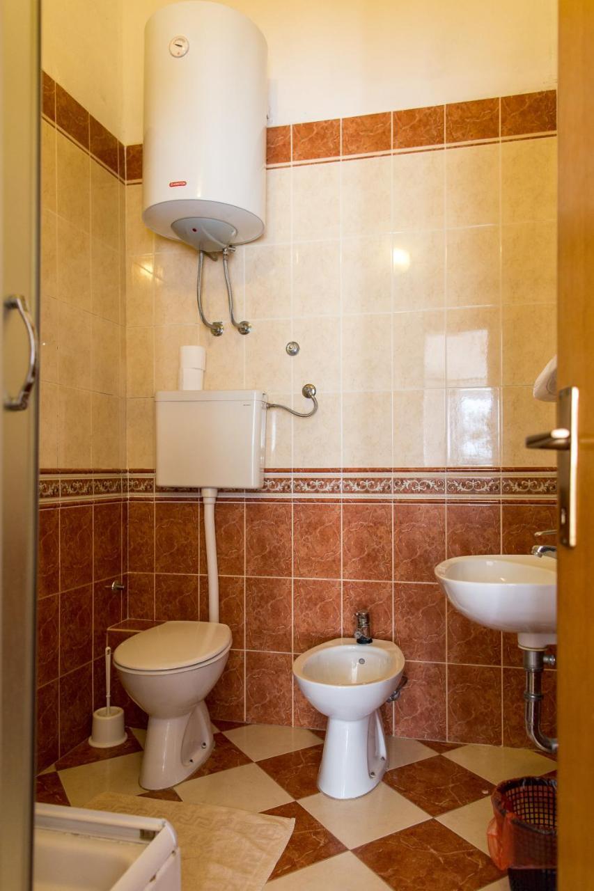 Guest House Mandarina Μπούντβα Εξωτερικό φωτογραφία