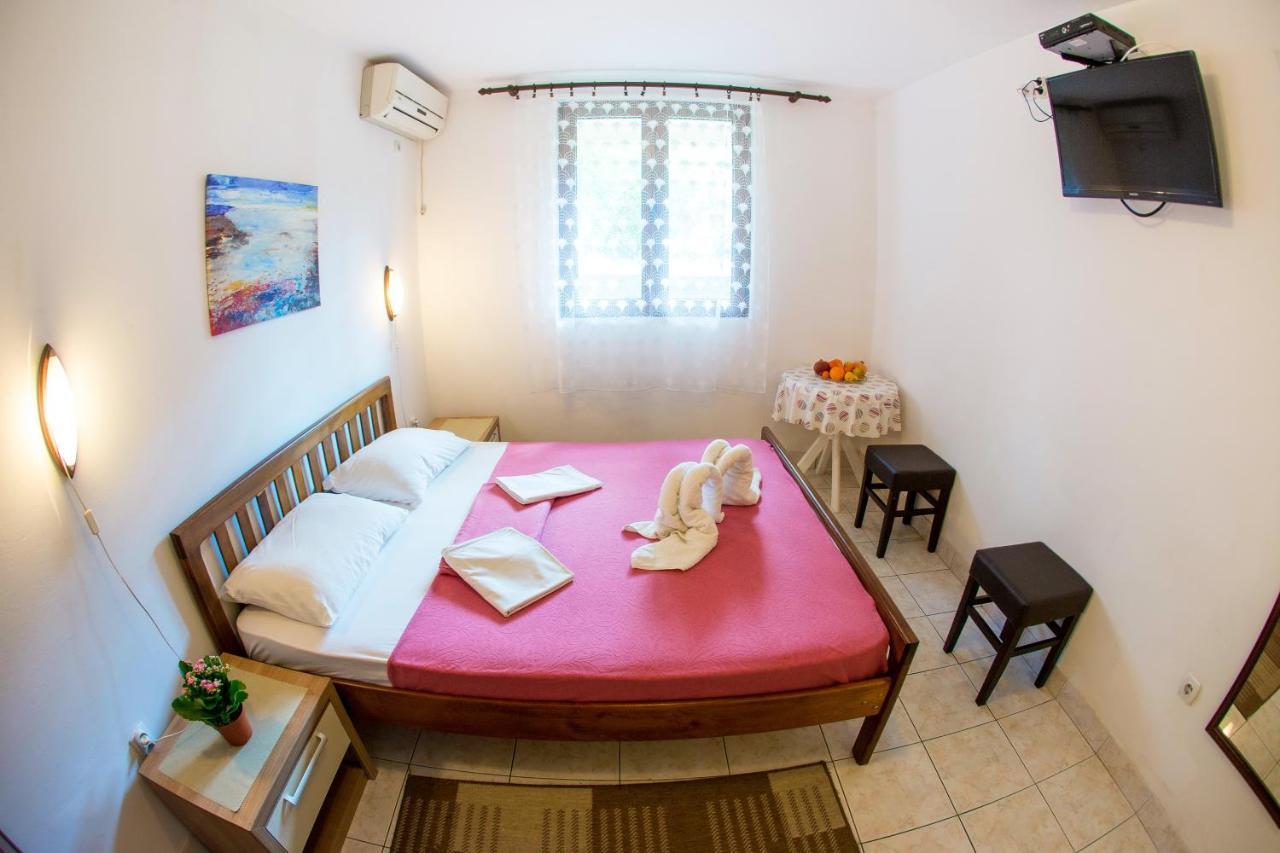 Guest House Mandarina Μπούντβα Εξωτερικό φωτογραφία