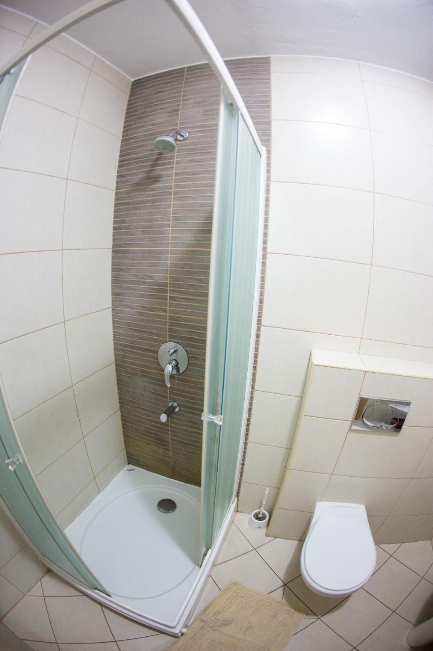 Guest House Mandarina Μπούντβα Εξωτερικό φωτογραφία