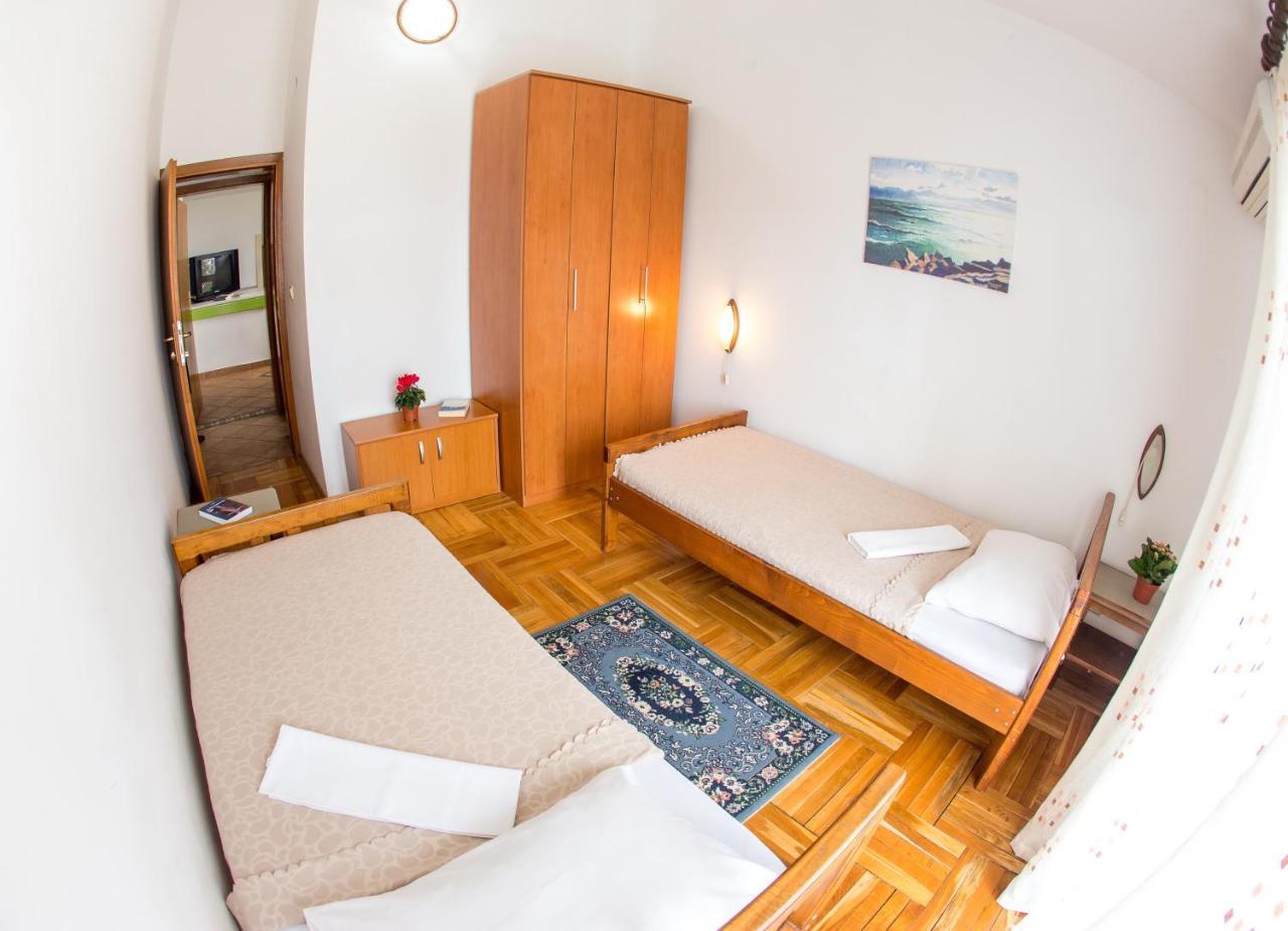 Guest House Mandarina Μπούντβα Εξωτερικό φωτογραφία